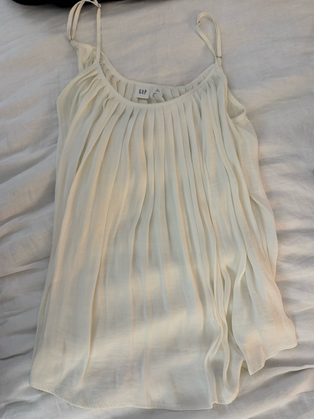 GAP Cream Pleated Spaghetti Strap Tank